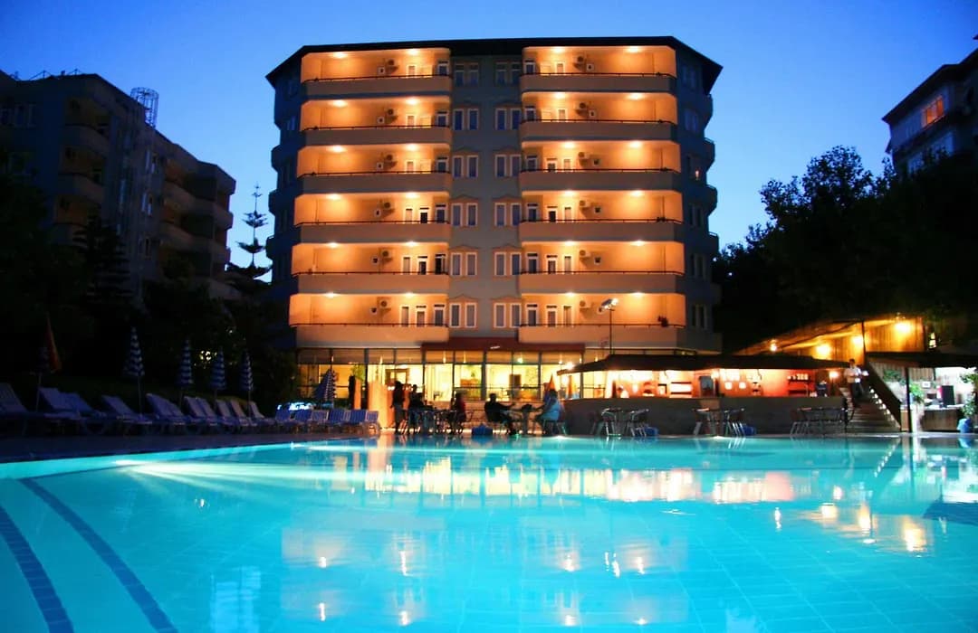 Elysee Garden Apart Hotel