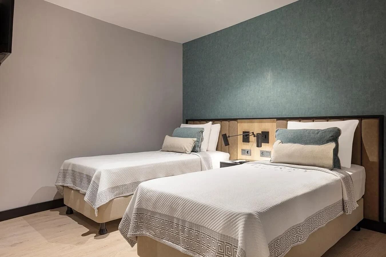 Berry Blue Hotels 2