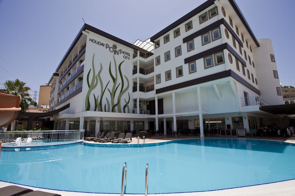 Adella Side Hotel 2