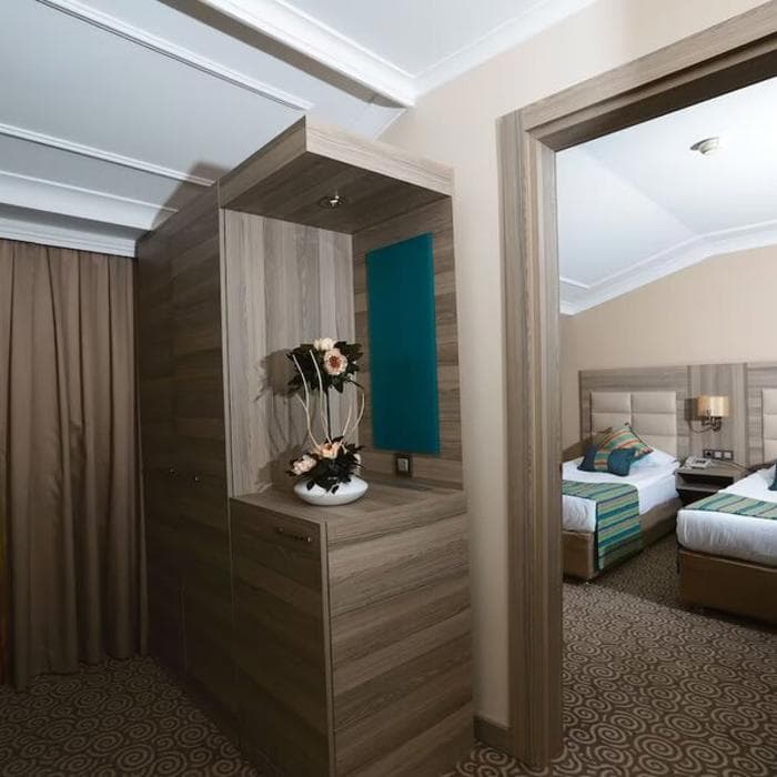 Palmeras Beach Hotel