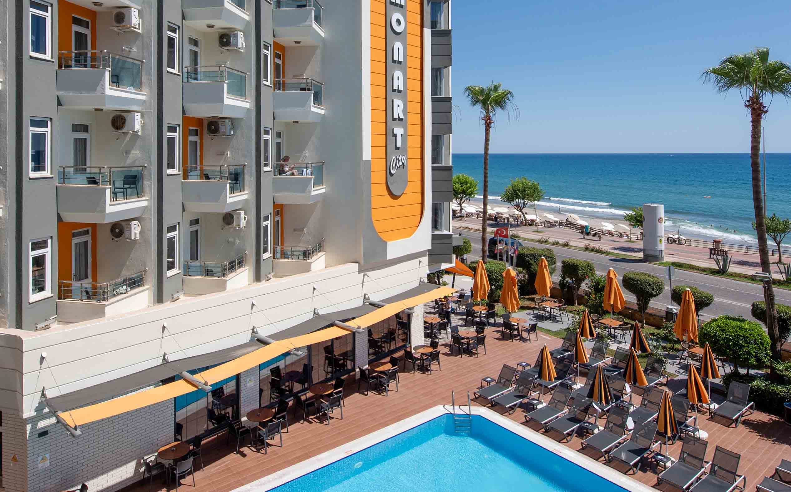 Semt Luna Beach Hotel