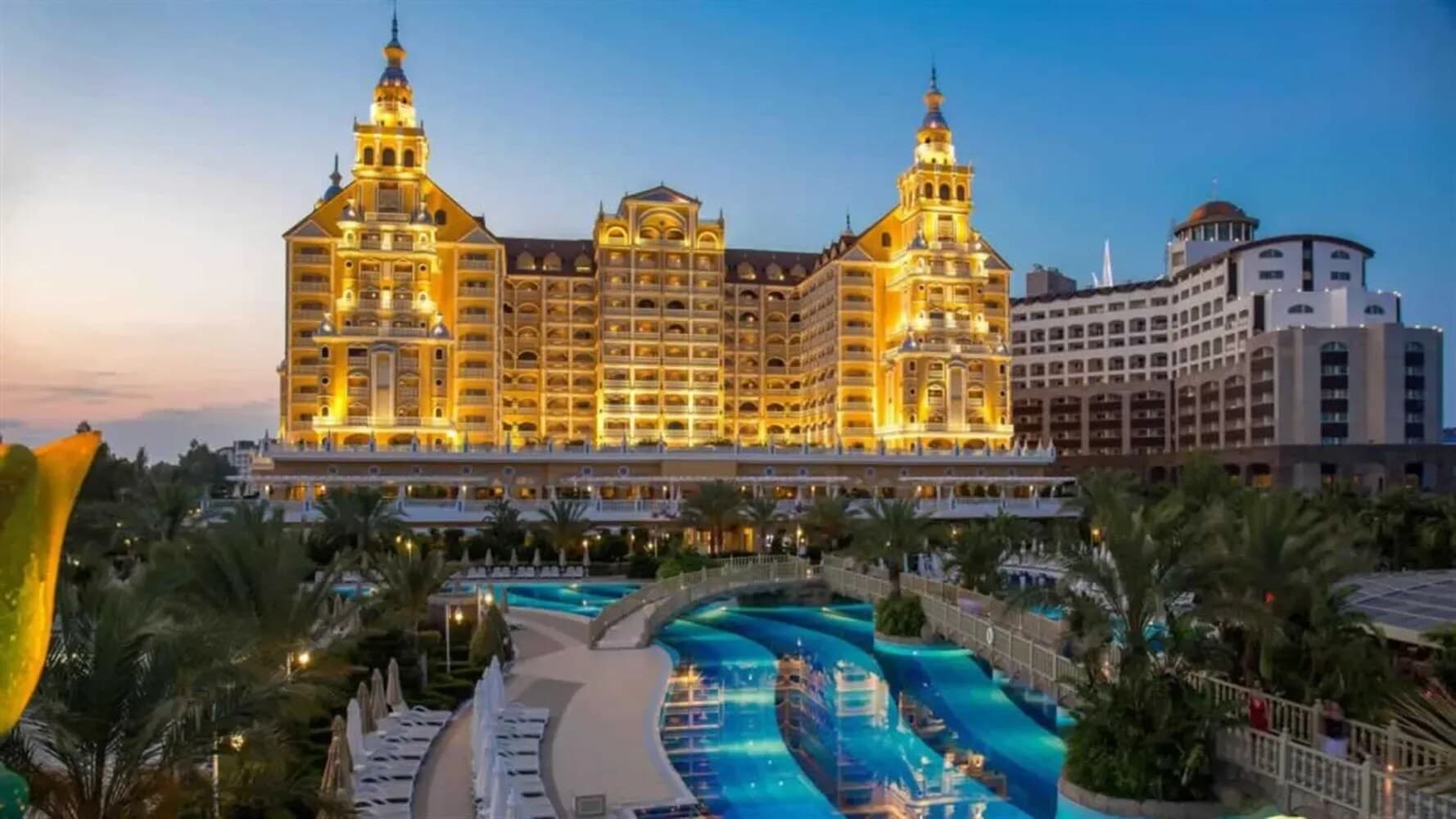 Royal Holiday Palace