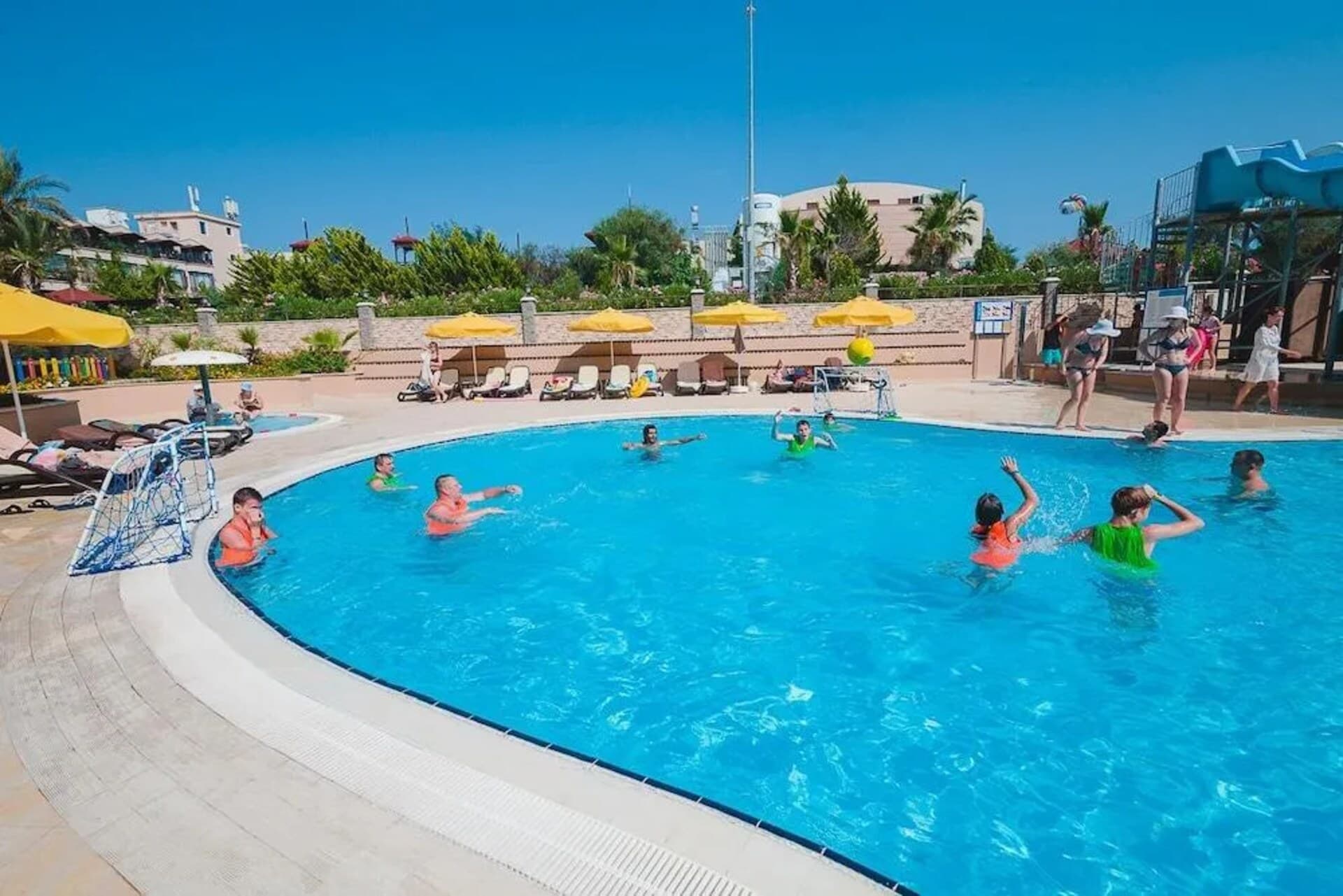 L'Oceanica Beach Resort Hotel