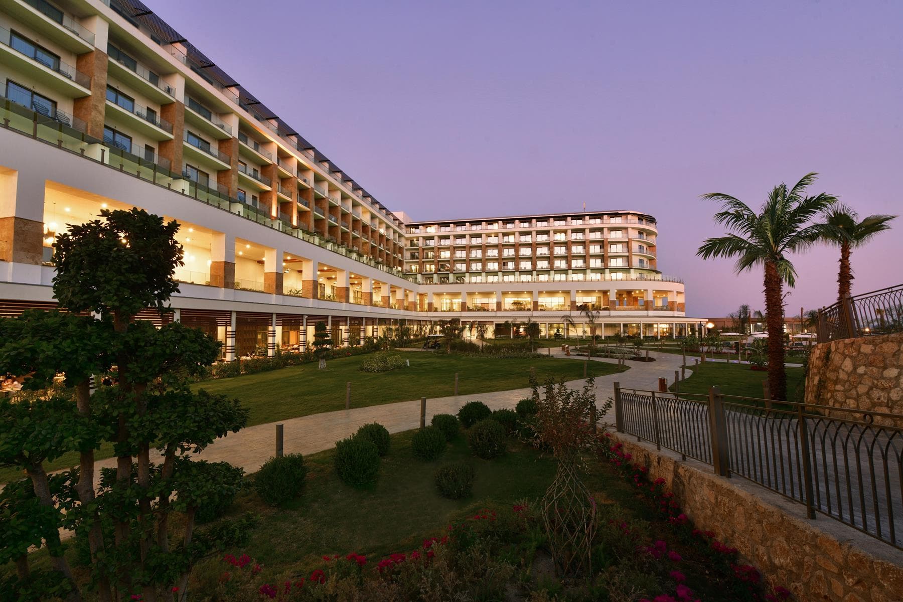 Ethno Belek 5