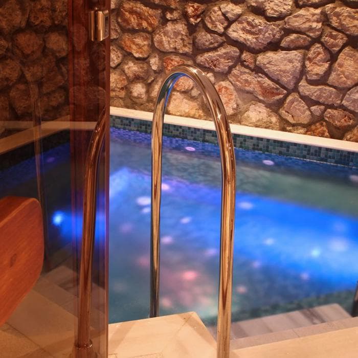 Montana Pine Resort