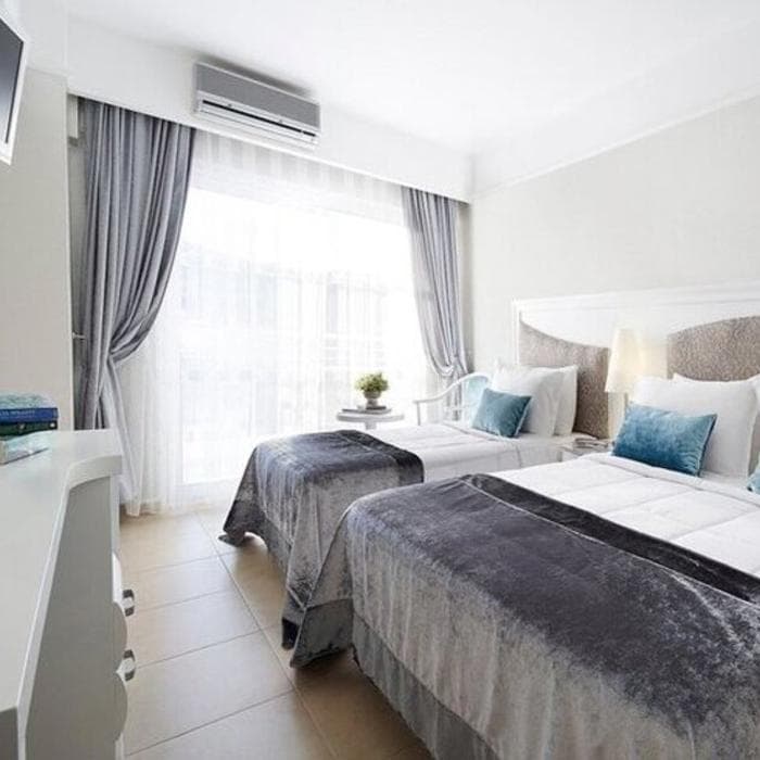 Grand Ideal Premium