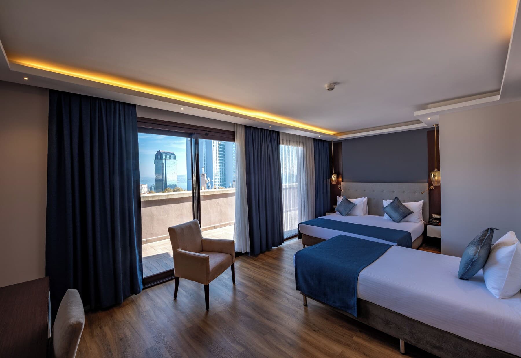 Revia Square Hotel 2