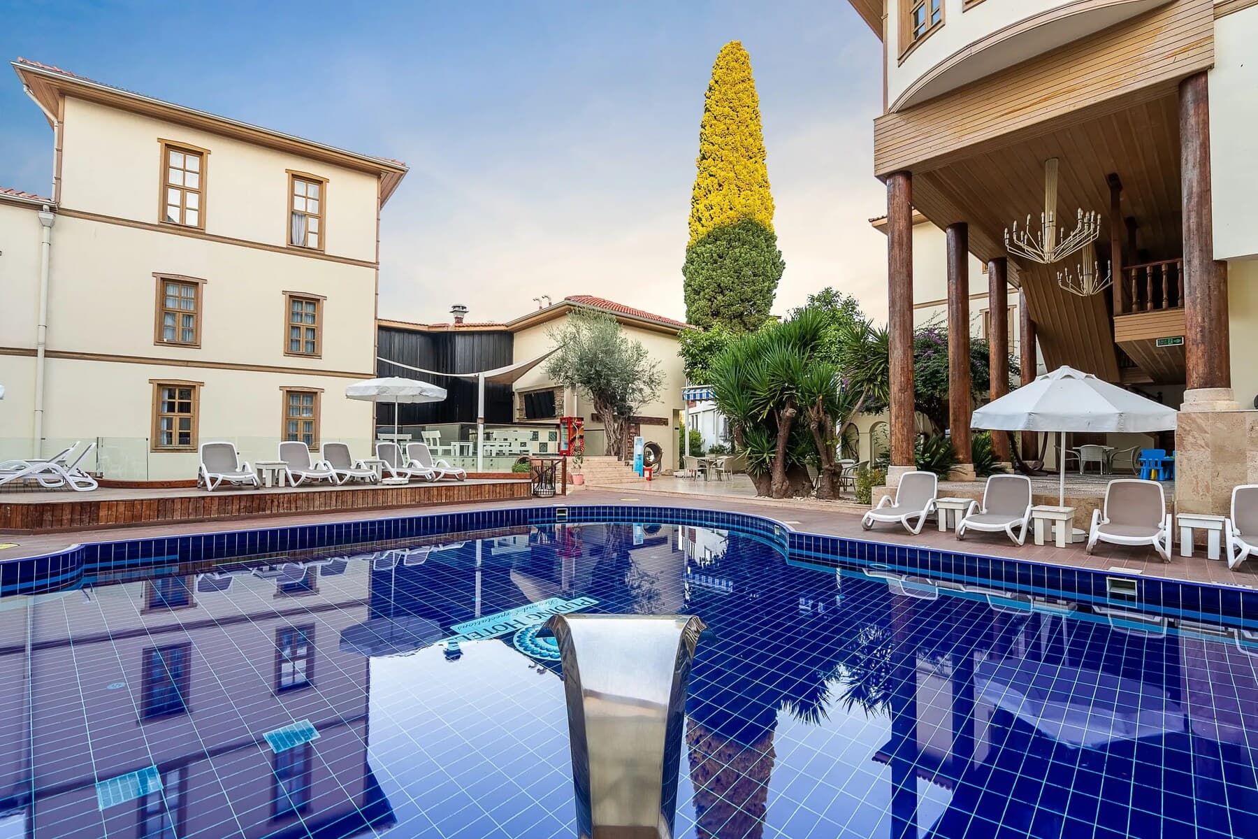 Puding Hotels