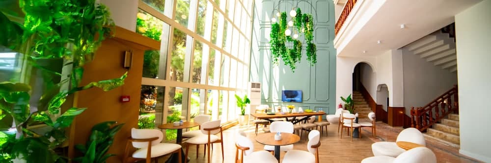 Rose Garden Premium Hotel 3