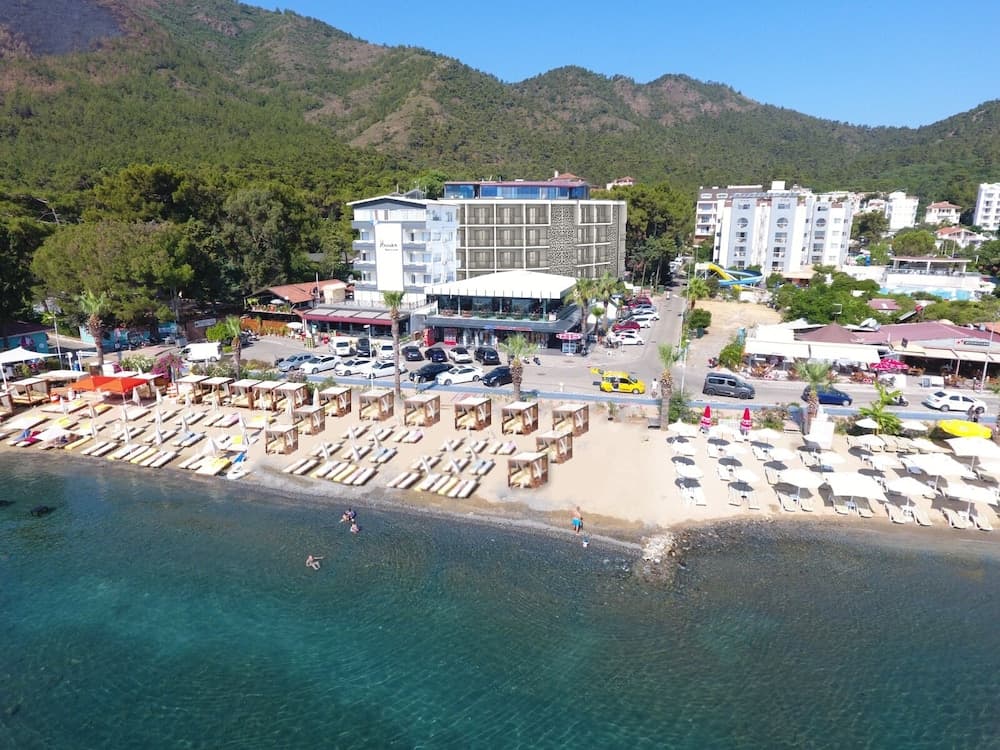 Class Unique Beach 3