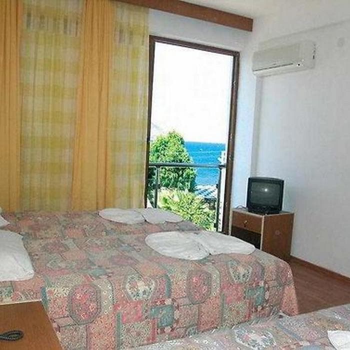 Duygulu Otel