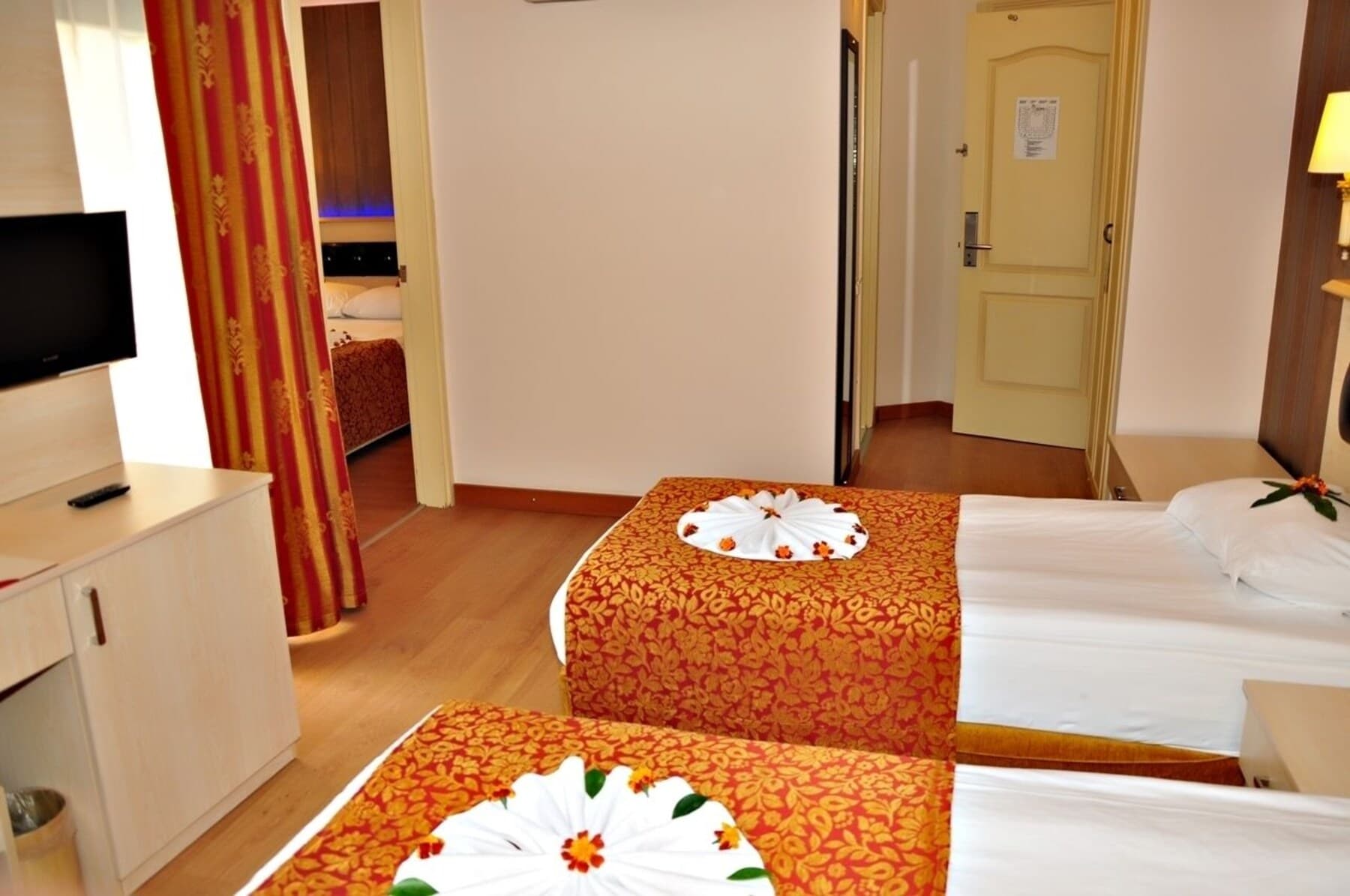 Grand Seker Hotel