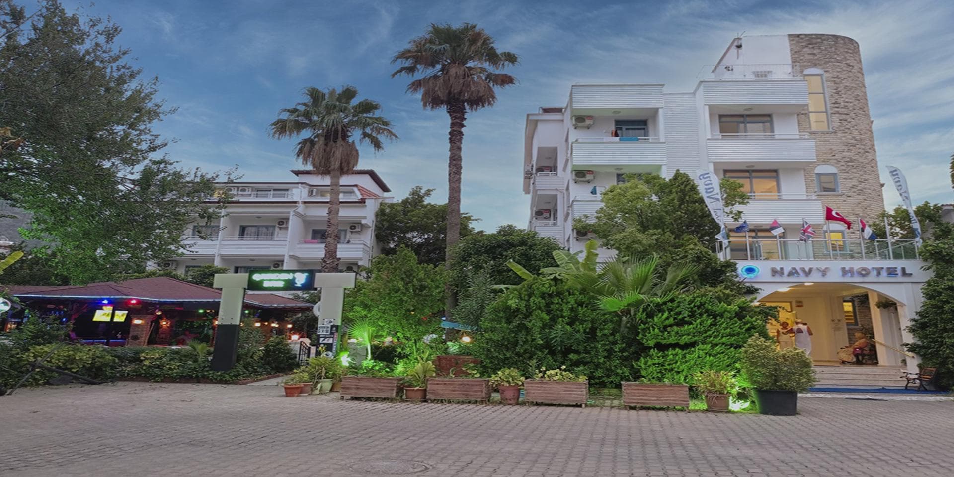Navy Boutique Hotel