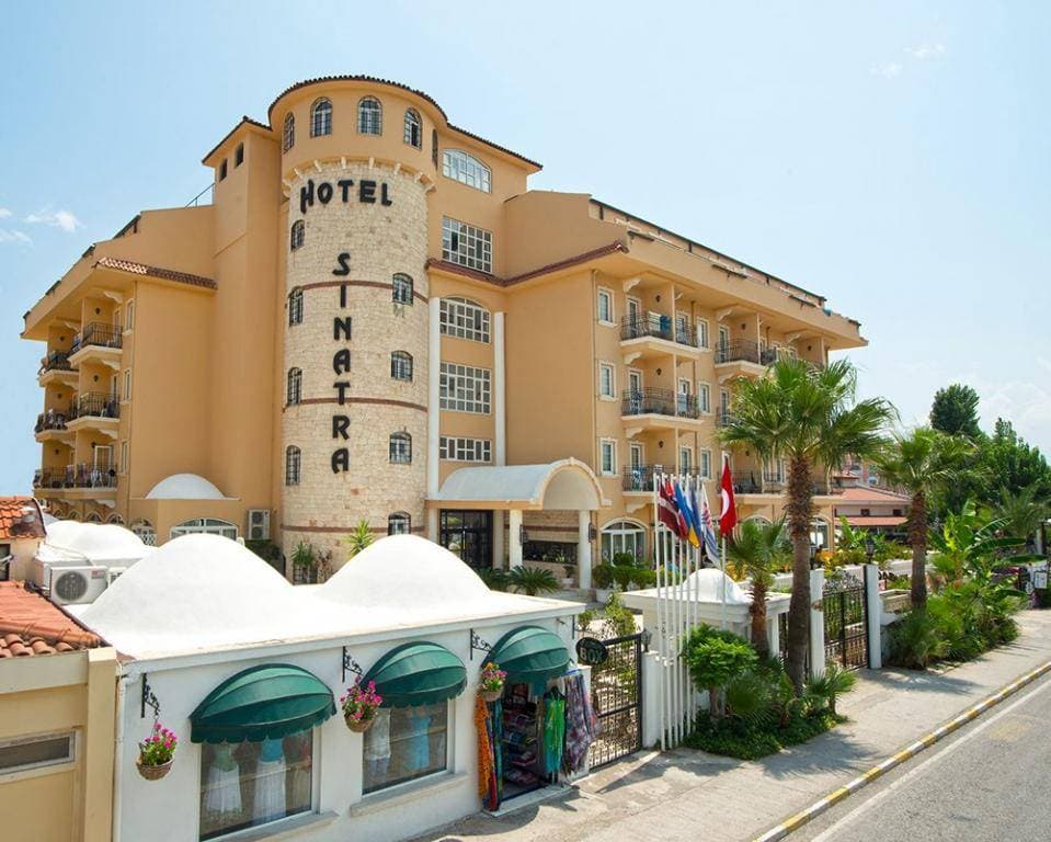 Hotel Sinatra