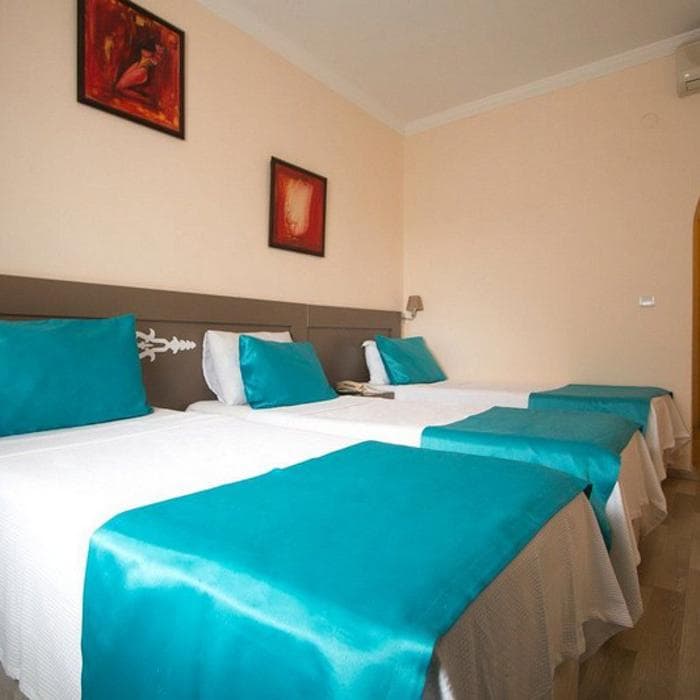 Quatro Life Hotel 2