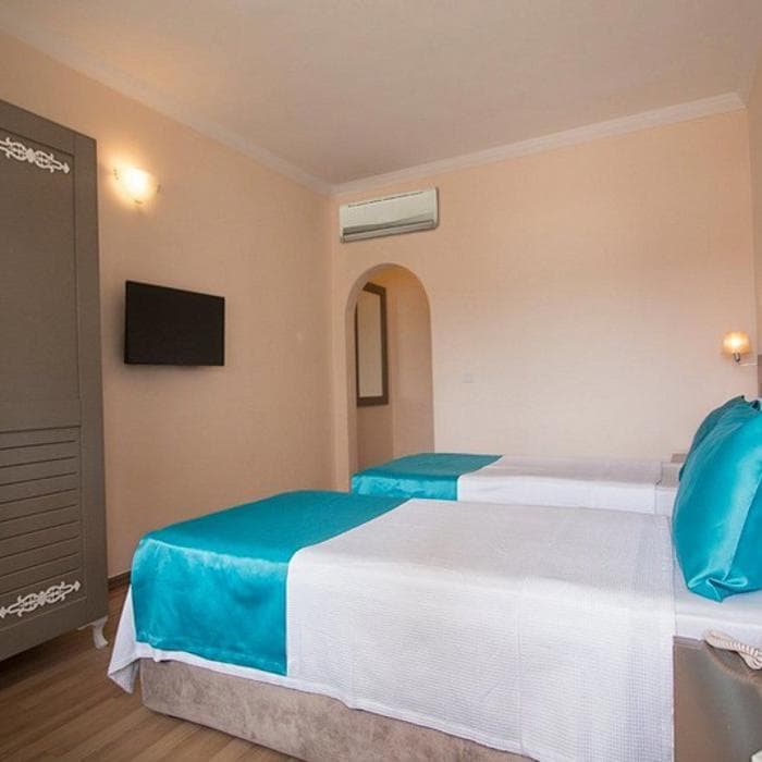 Quatro Life Hotel
