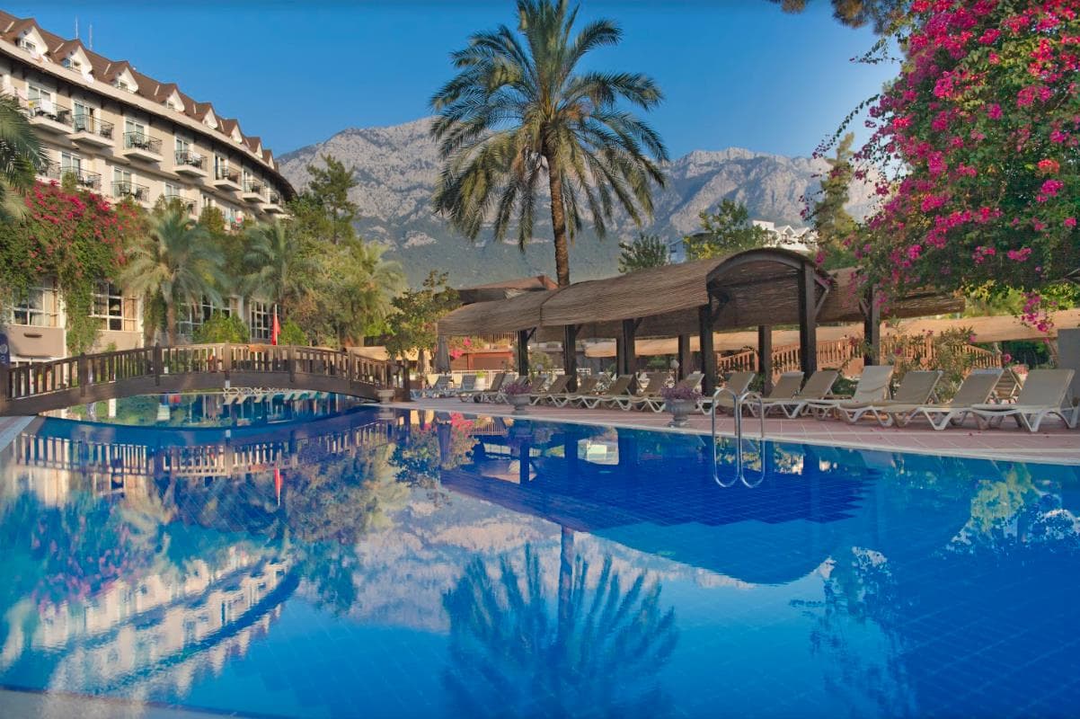 Gravel Hotels Select