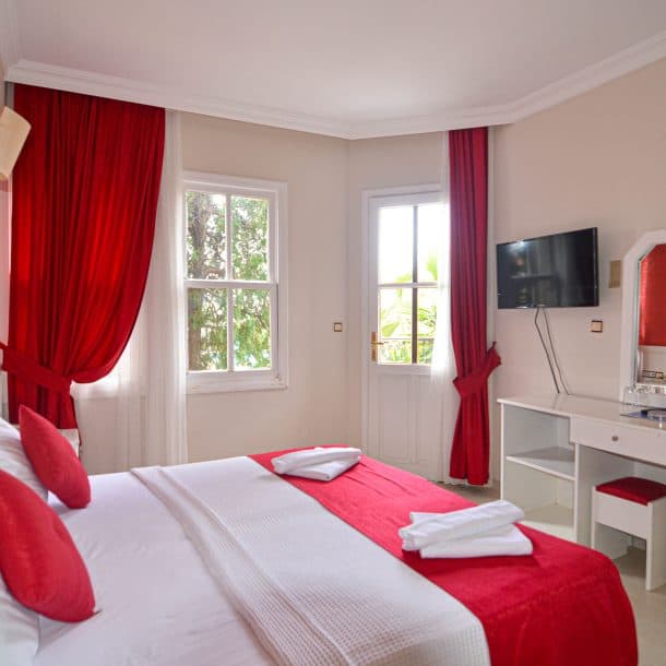 Destina Hotel