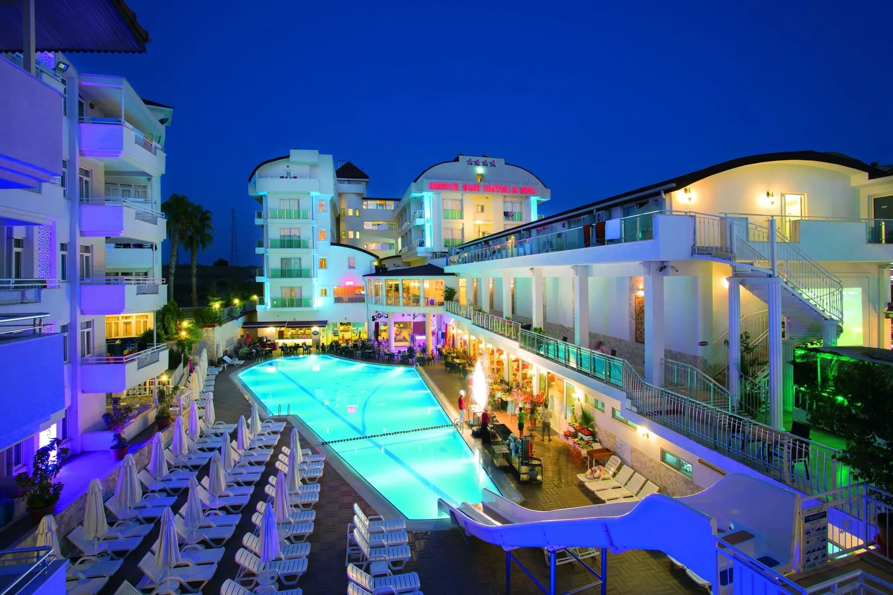 Merve Sun Komplex - Hotel / Park