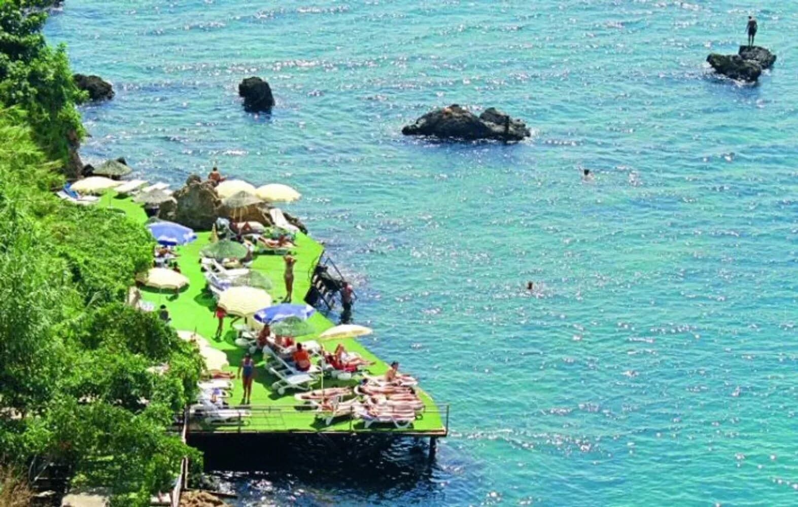Qinn Hotels 5