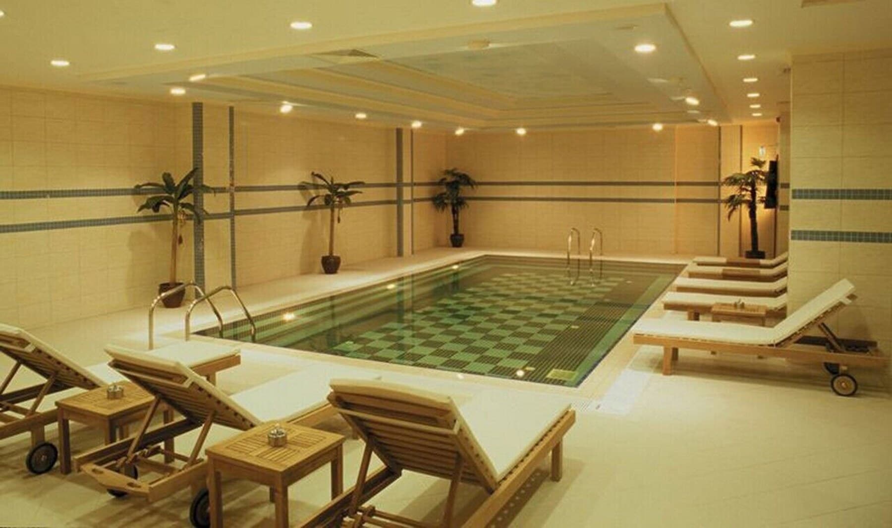 Mineo Hotel