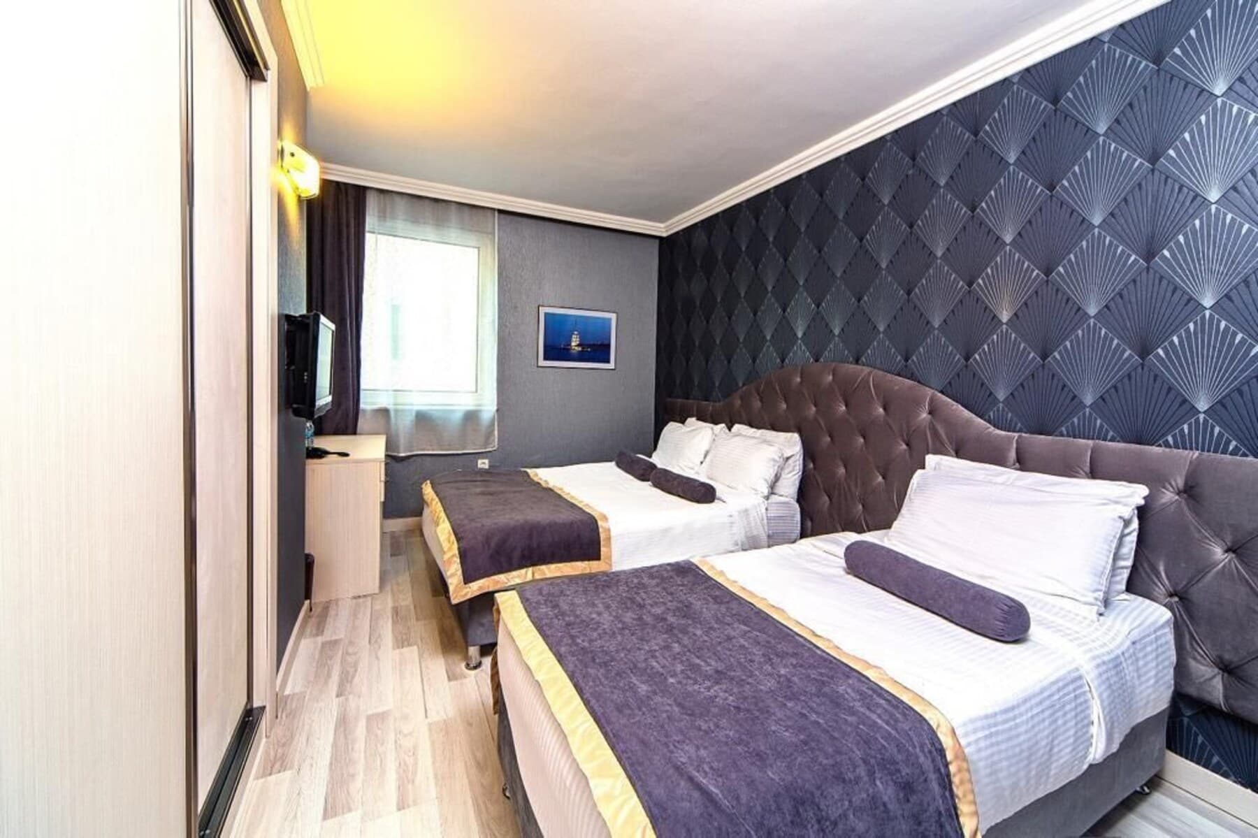 Mineo Hotel 4