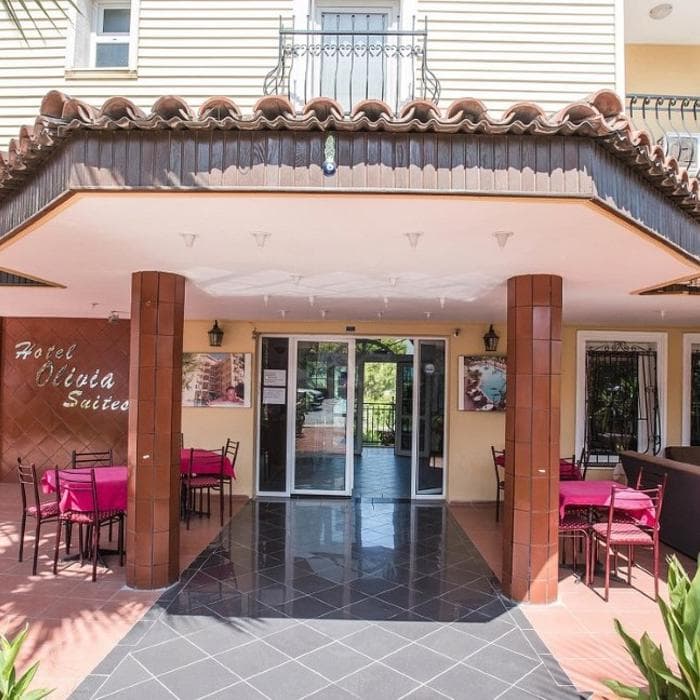 Olivia Family Suites