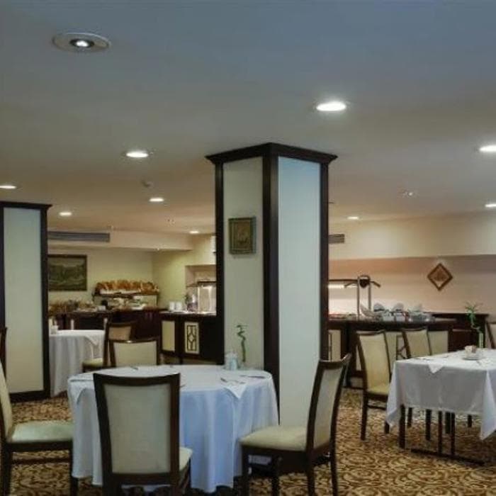 Central Hotel