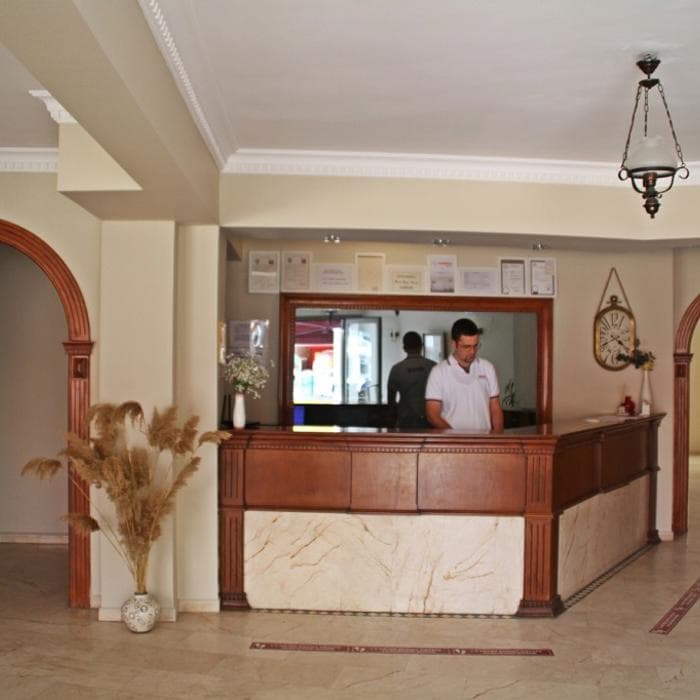 Hotel Rosy Suites