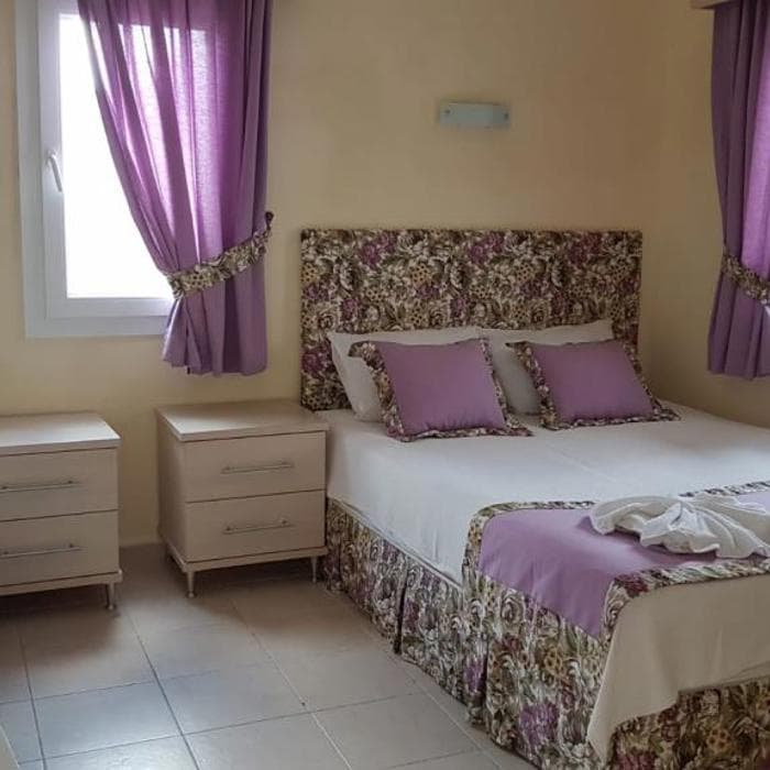 Akvaryum Hotel