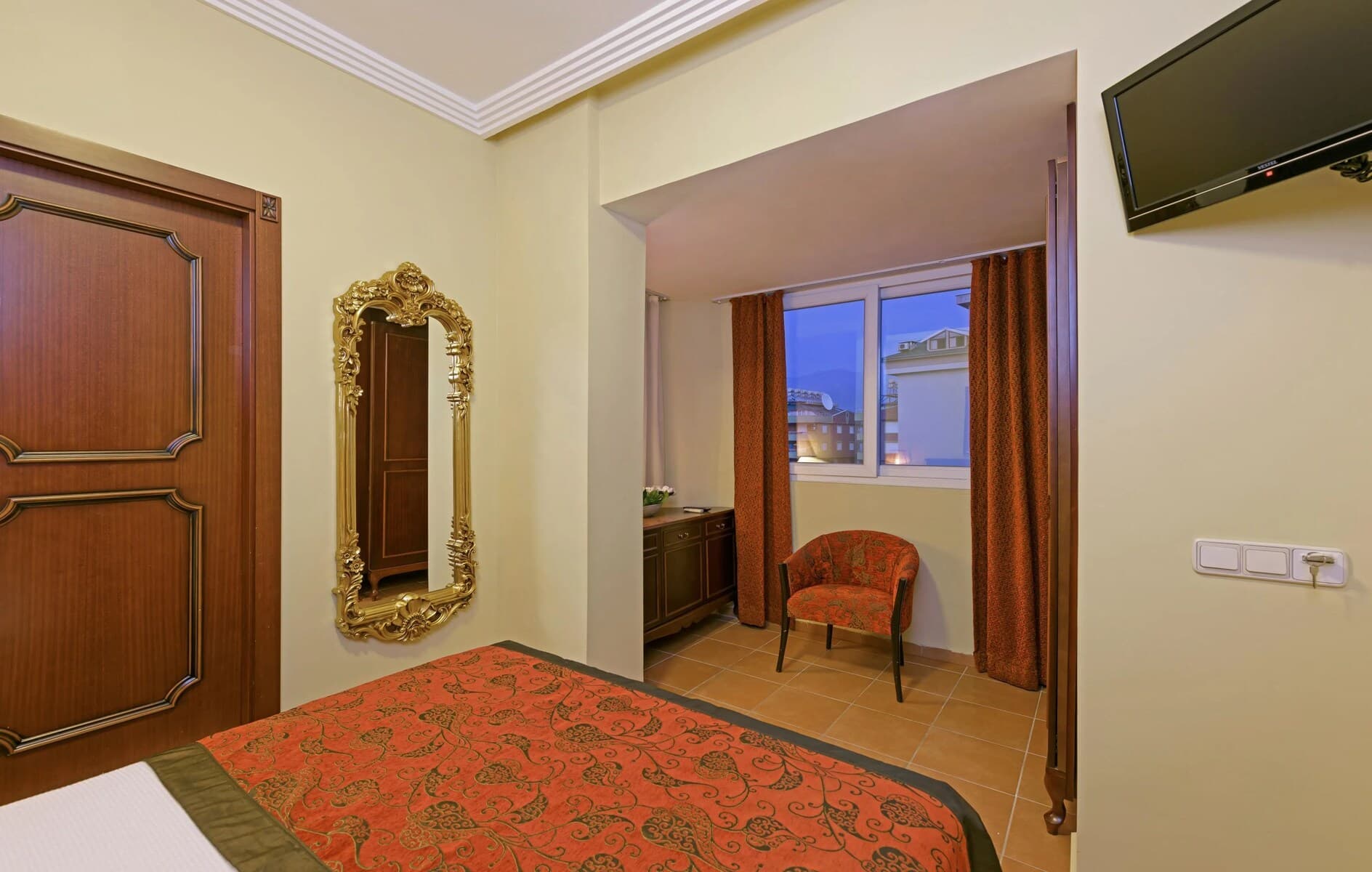 Antique Roman Palace Museum Hotel 4