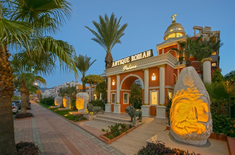 Antique Roman Palace Museum Hotel 5