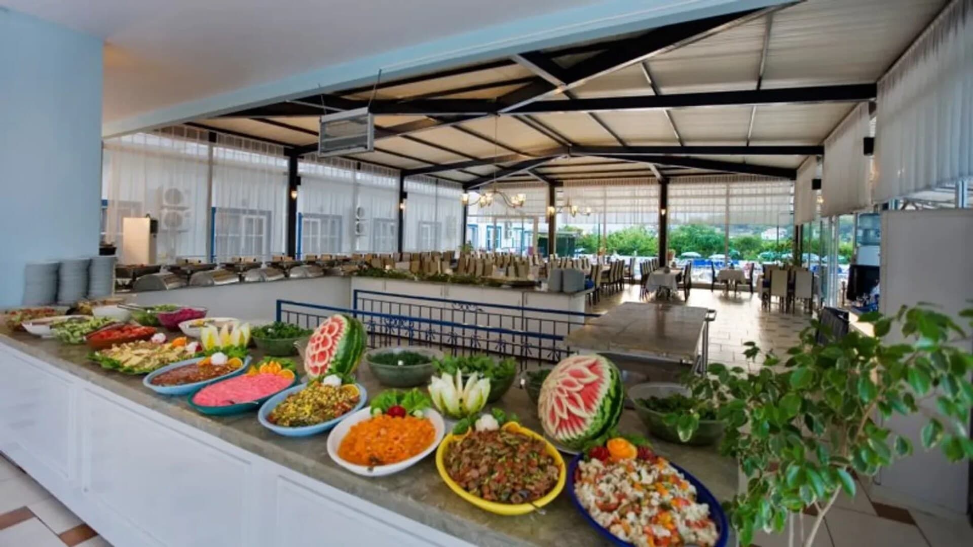 Aura Resort 2