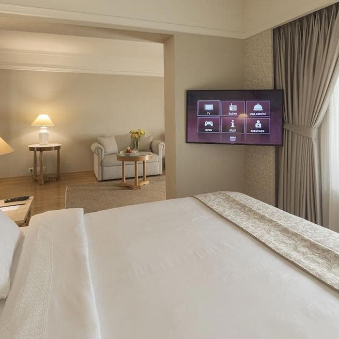 Zorlu Grand