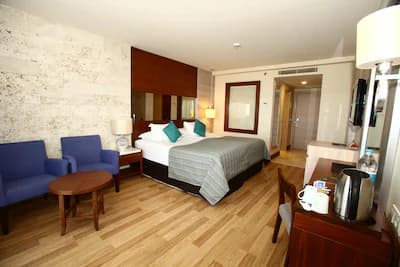 Melas Lara Hotel