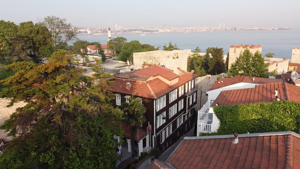 Ishak Pasa Hotel