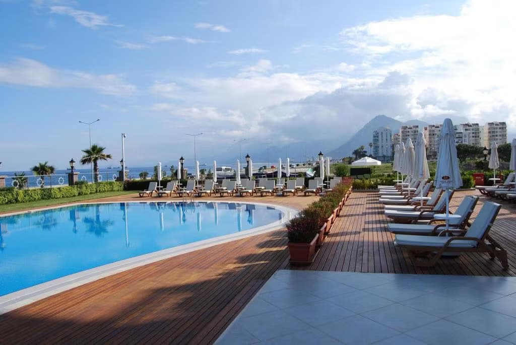 Crowne Plaza Antalya