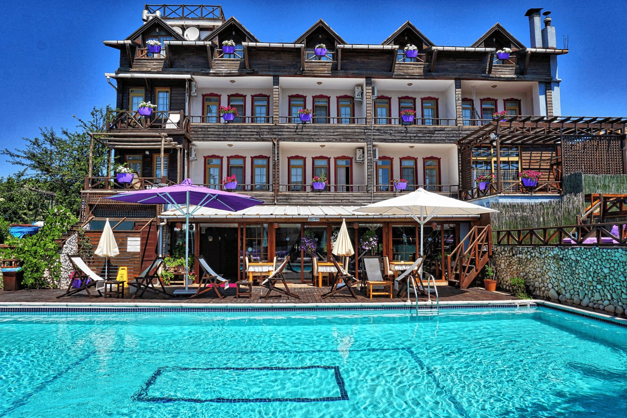 Kurfal Otel