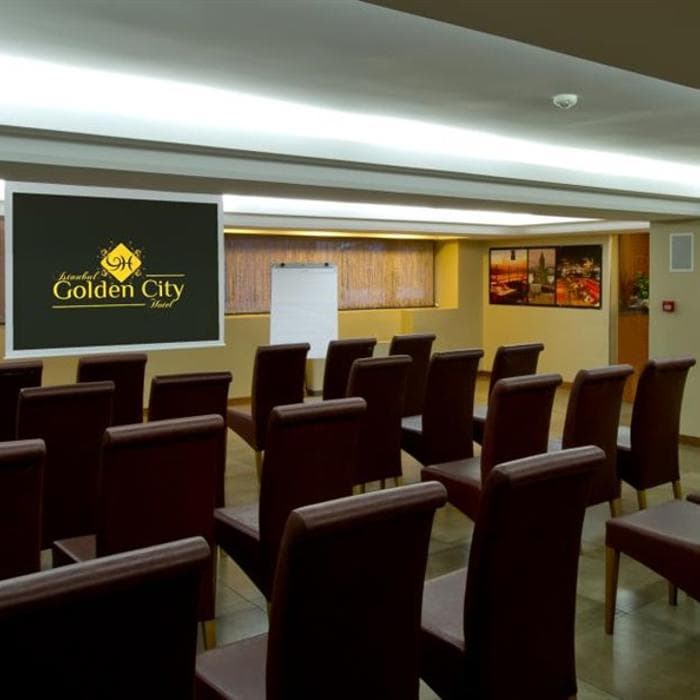Golden City Hotel