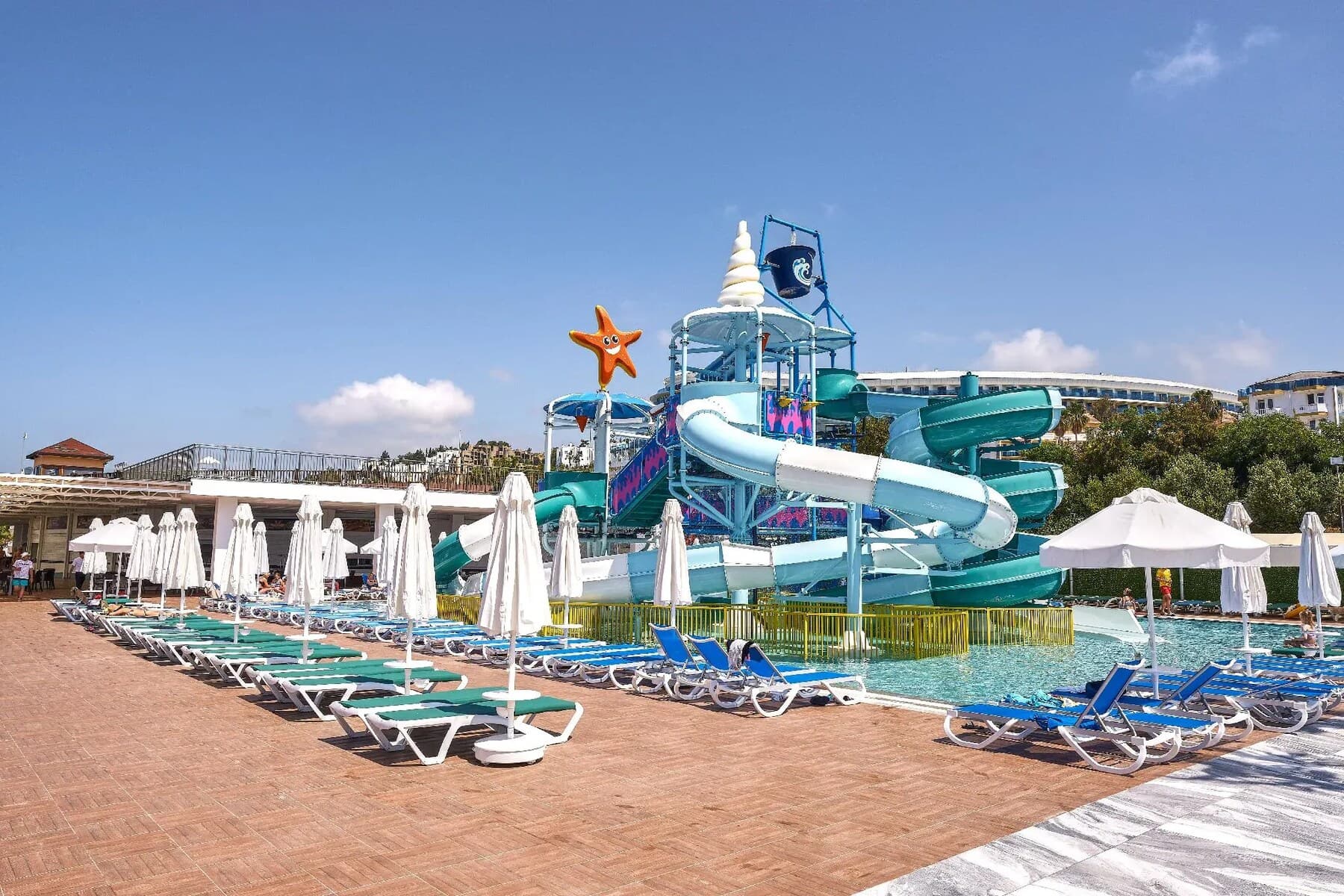Vikingen Infinity Resort & Spa