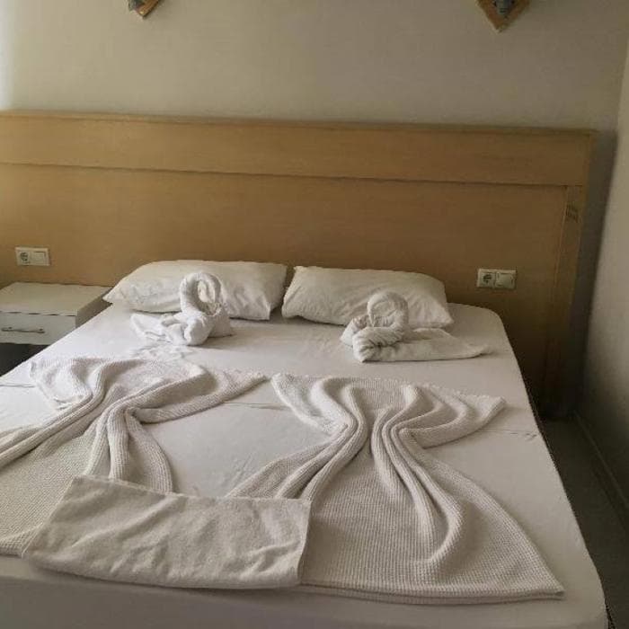 Tropic Marina Apartments