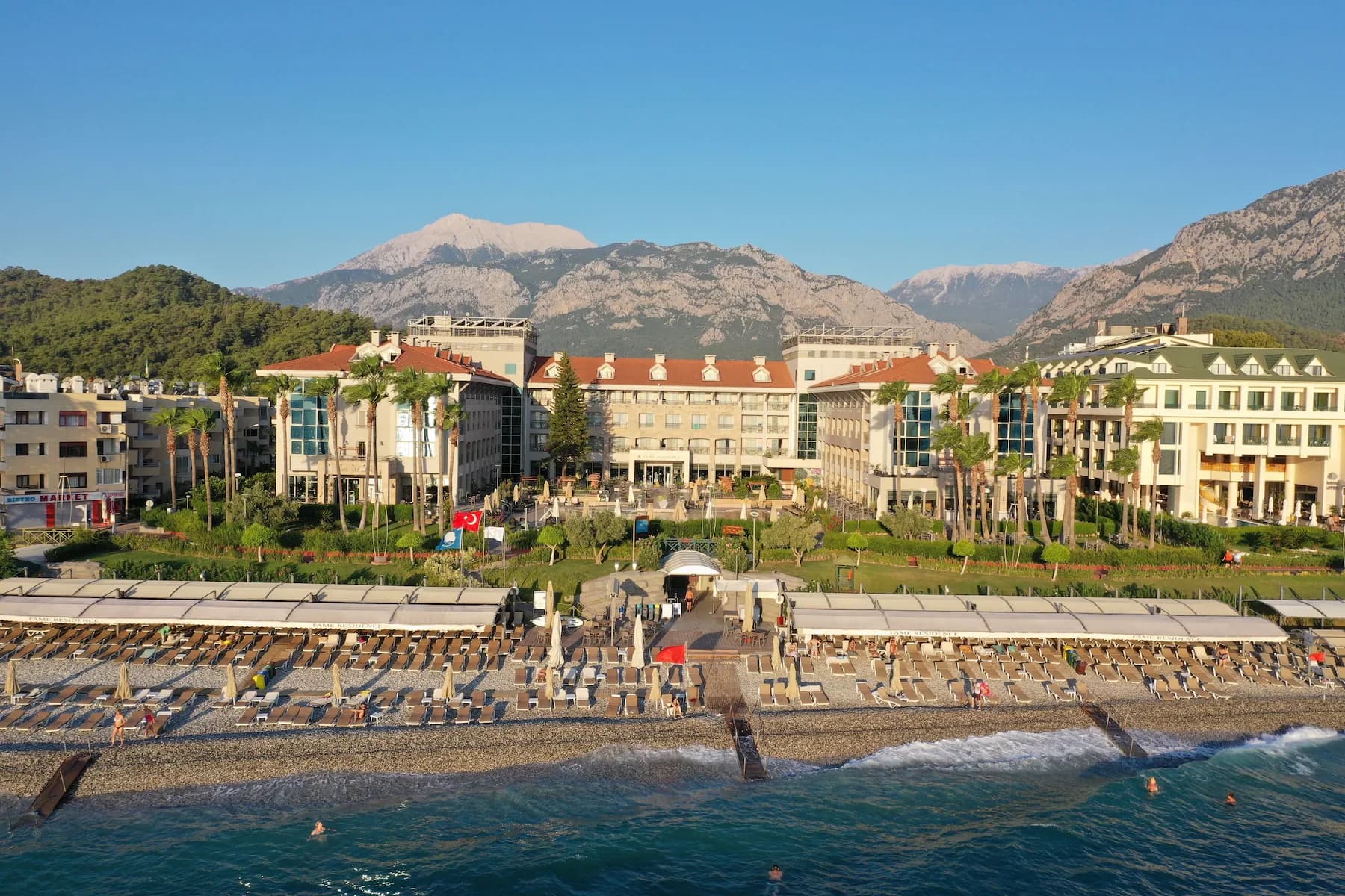 Fame Beach Hotel