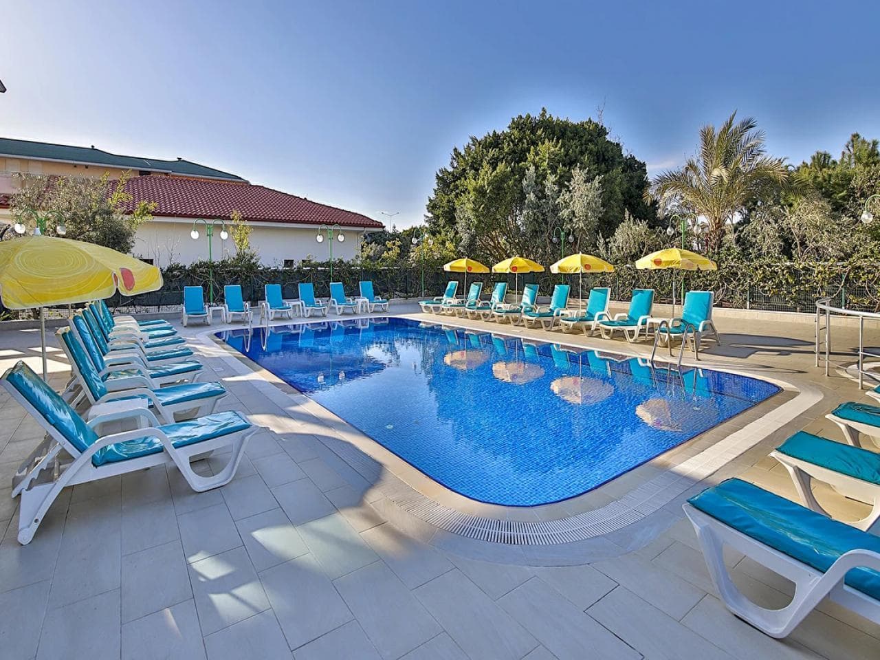Oji Beach Hotel 5