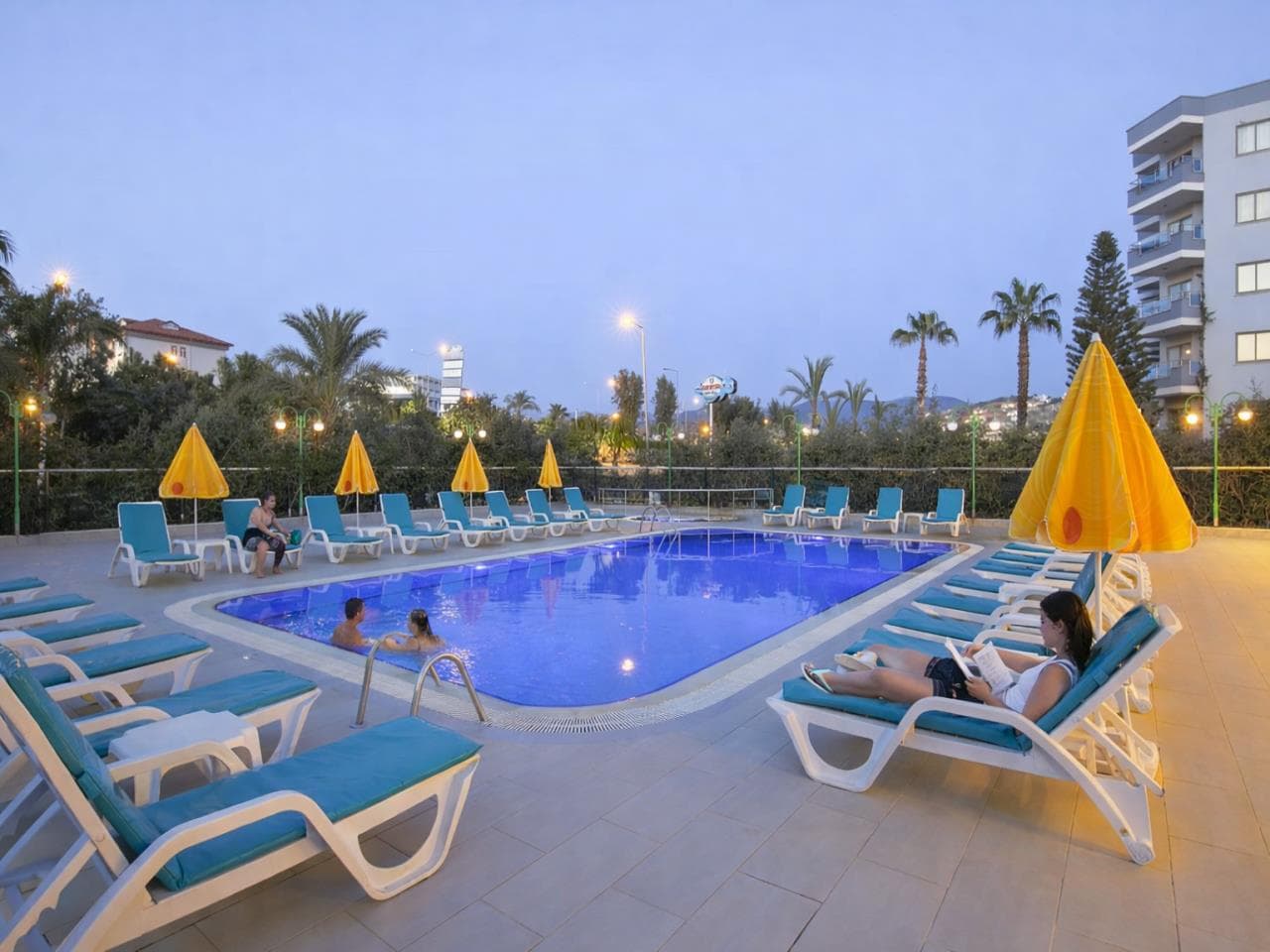 Oji Beach Hotel 4