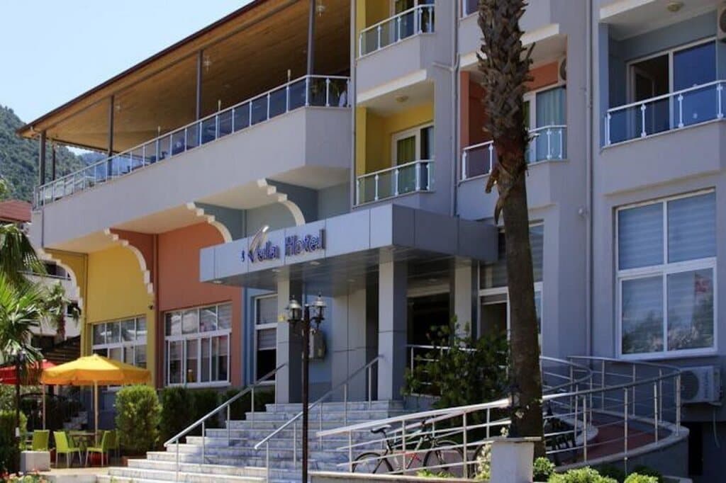 Vela Hotel