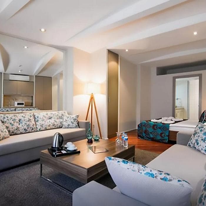 Pera City Suites