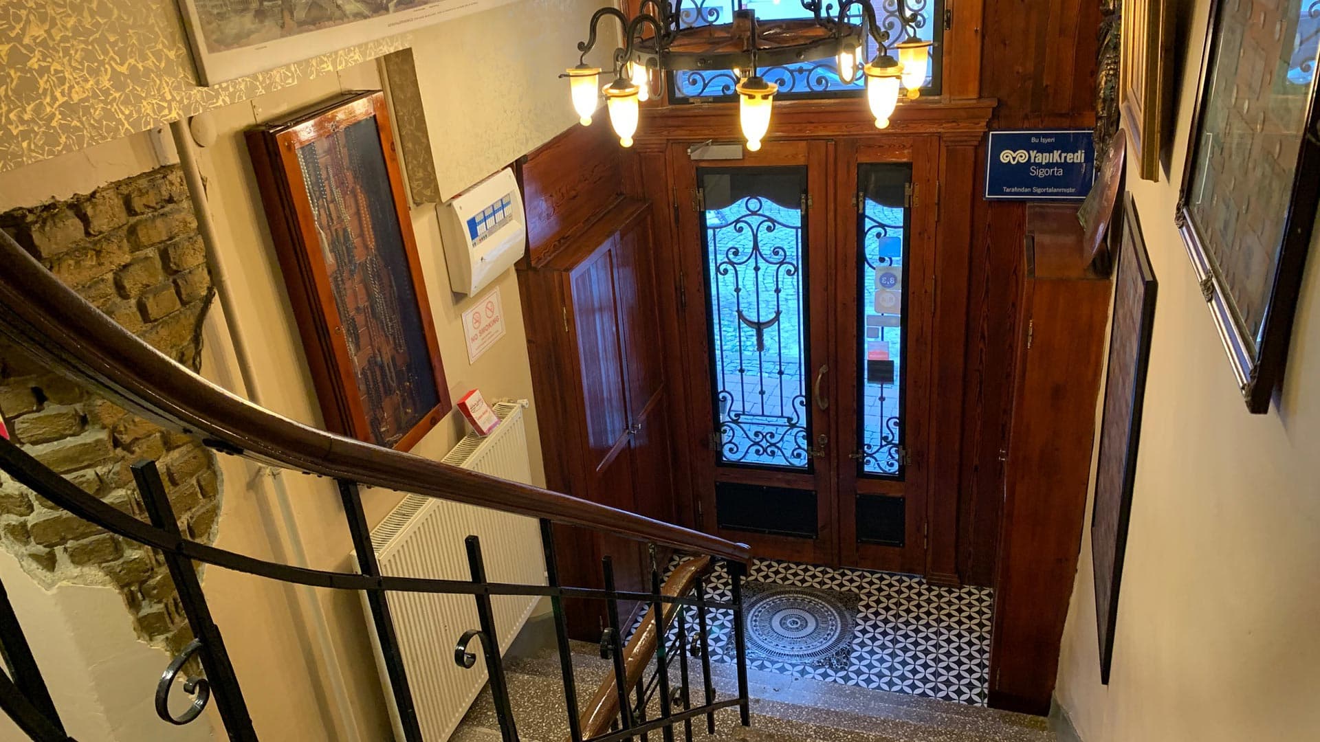 Antique Hostel