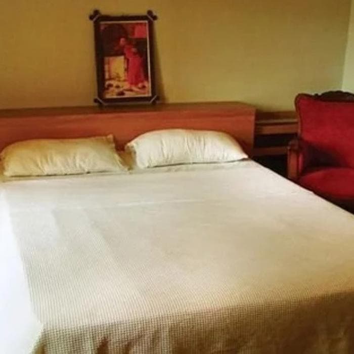 Vica Guest House