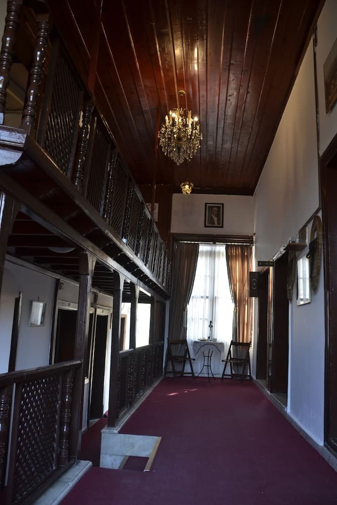 Konak Hotel Kaleici 2