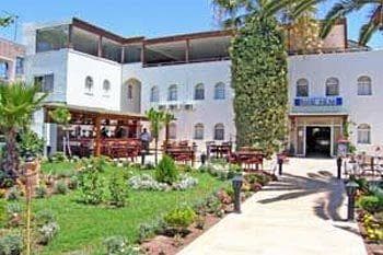 Aslan Hotel